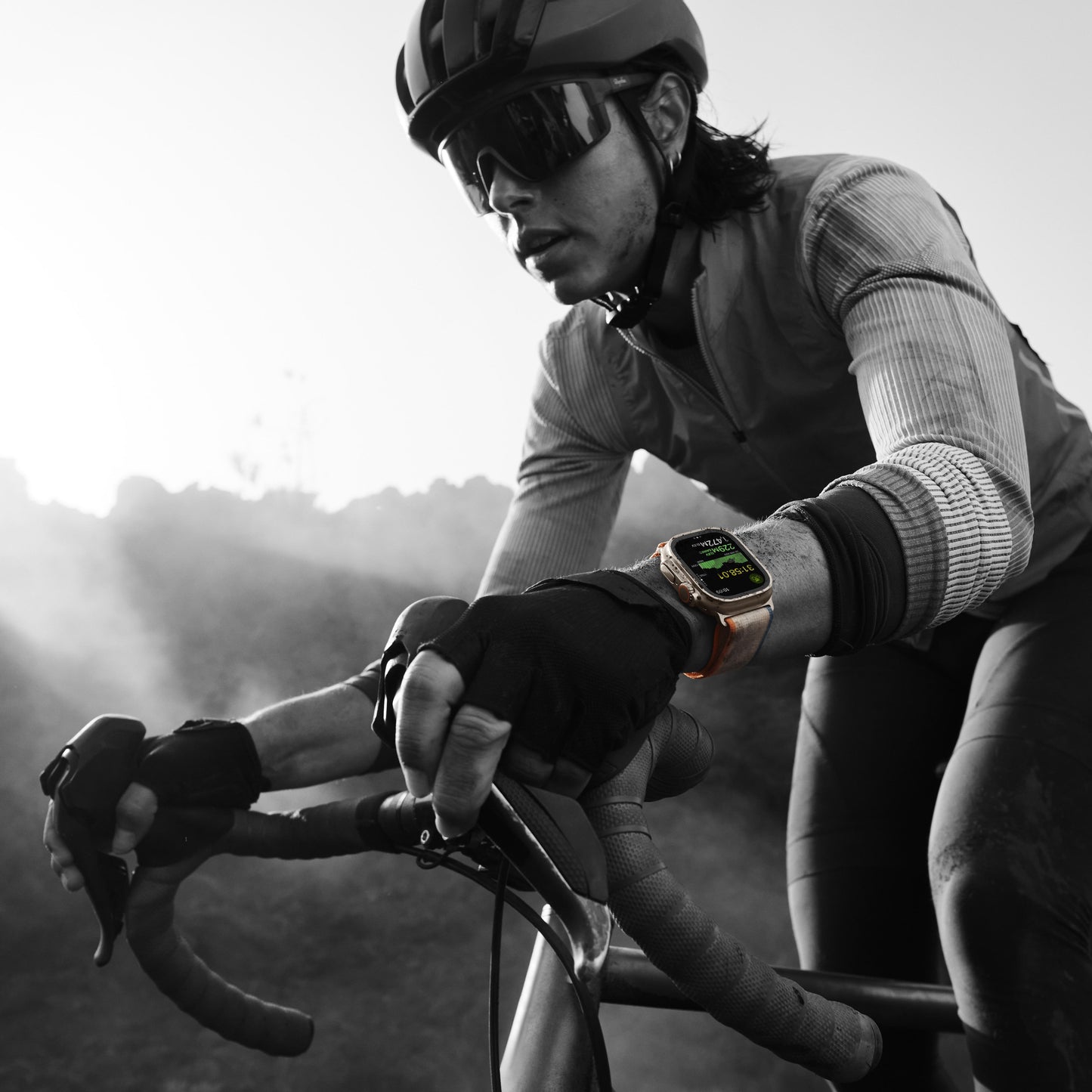 Apple Watch Ultra 2 GPS + Cellular 49mm Titanium Case with Indigo Alpine Loop - Large