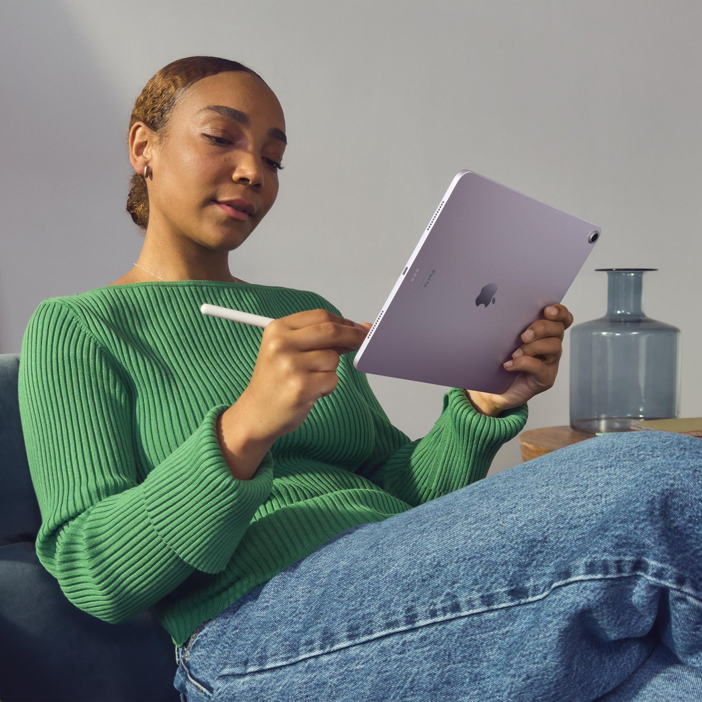 13-inch iPad Air Wi-Fi + Cellular 256GB - Space Grey (M2)